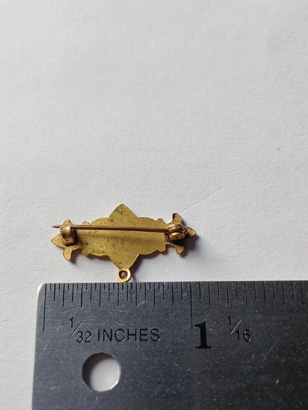 Vintage Brass Religious Pin - Picture 2 of 6